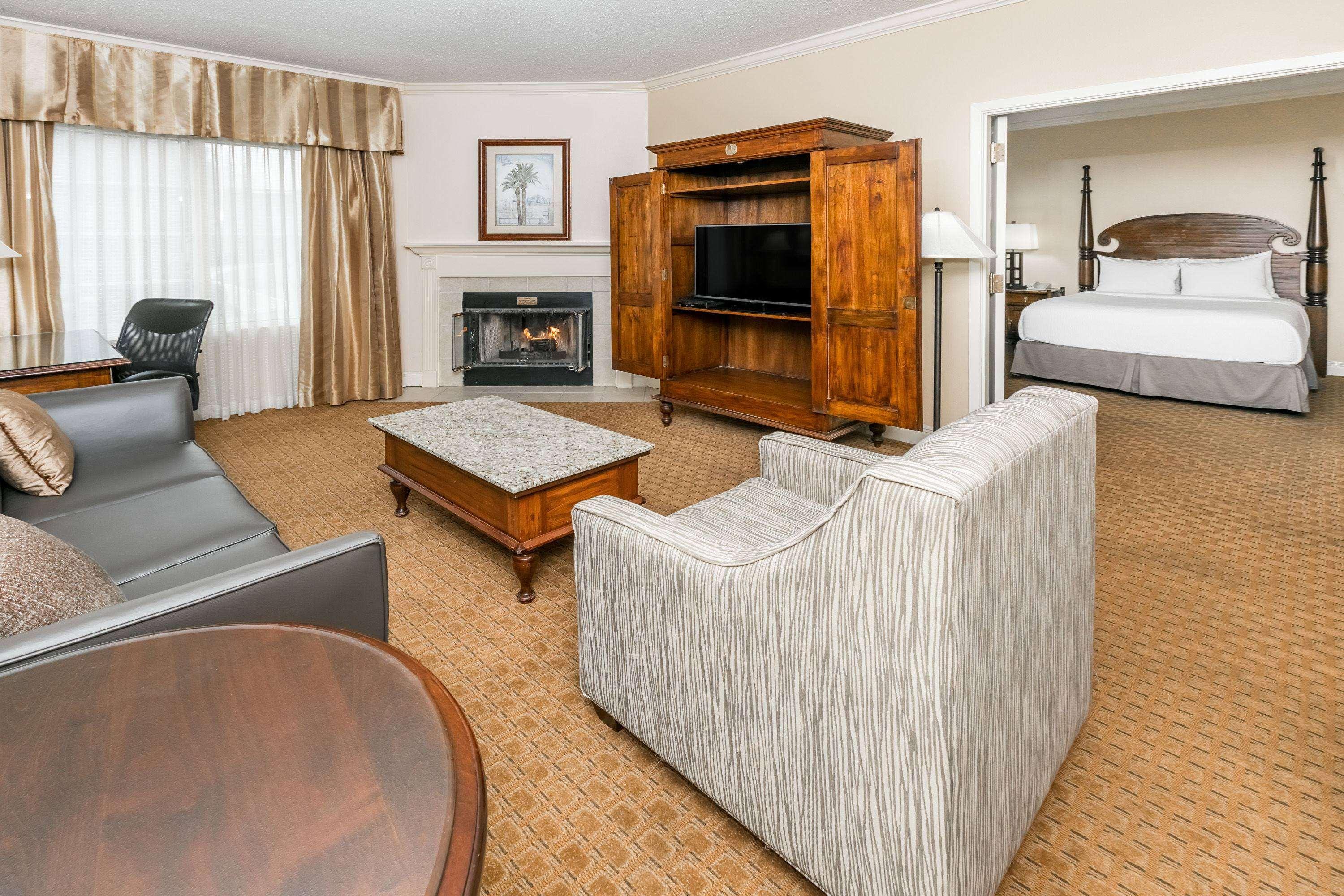 Richmond Inn And Suites Baton Rouge College Drive Esterno foto