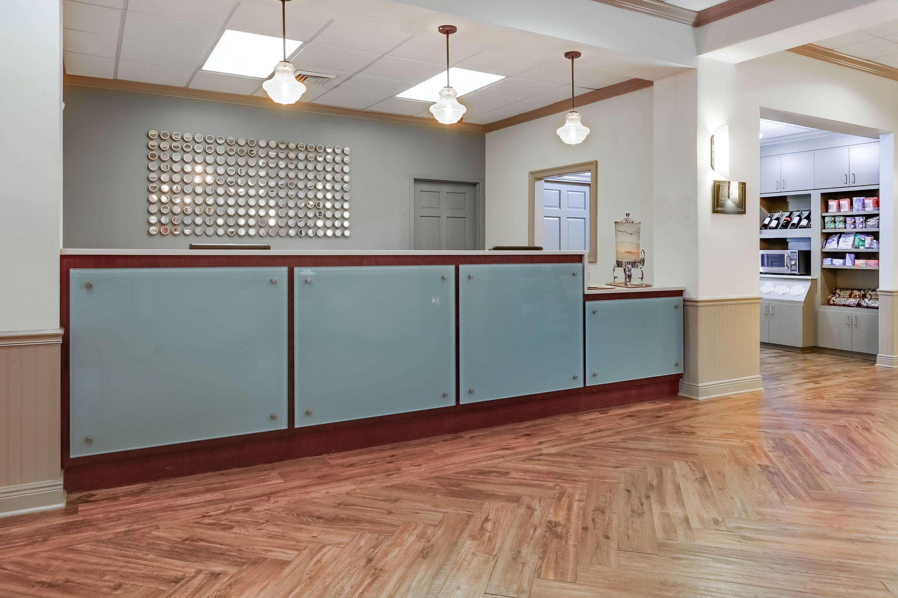Richmond Inn And Suites Baton Rouge College Drive Esterno foto