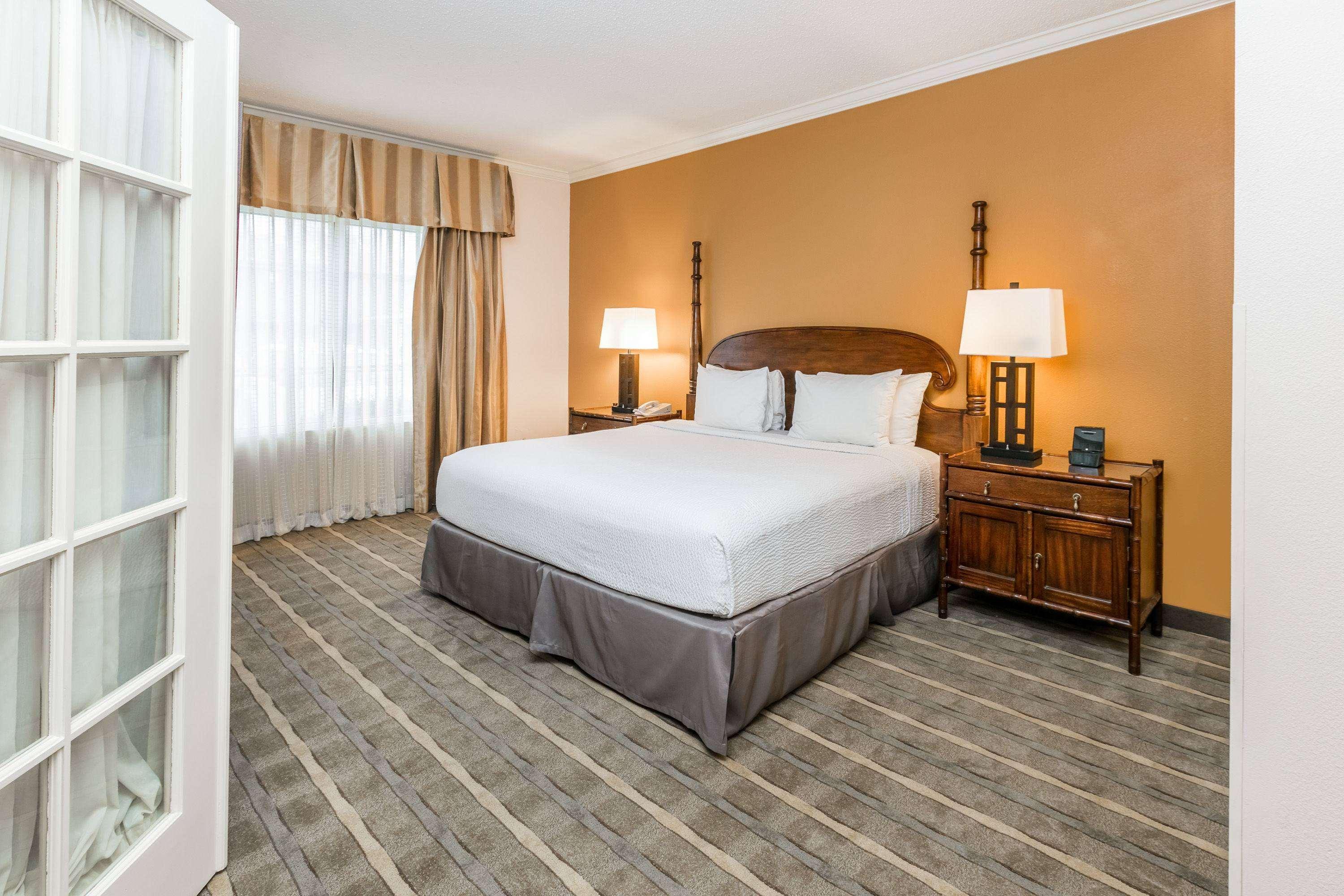 Richmond Inn And Suites Baton Rouge College Drive Esterno foto
